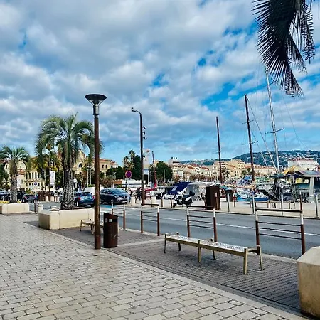 Tres Joli T3 Vieux Port Apartment Cannes